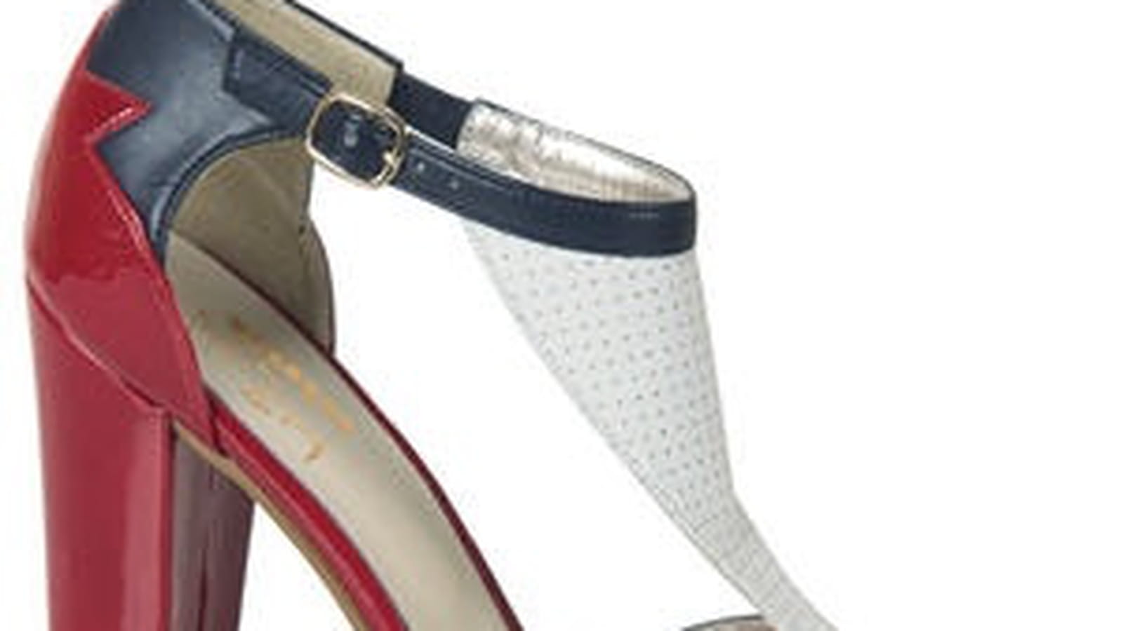 Salomés "Hillary" d'Amélie Pichard chez Bata