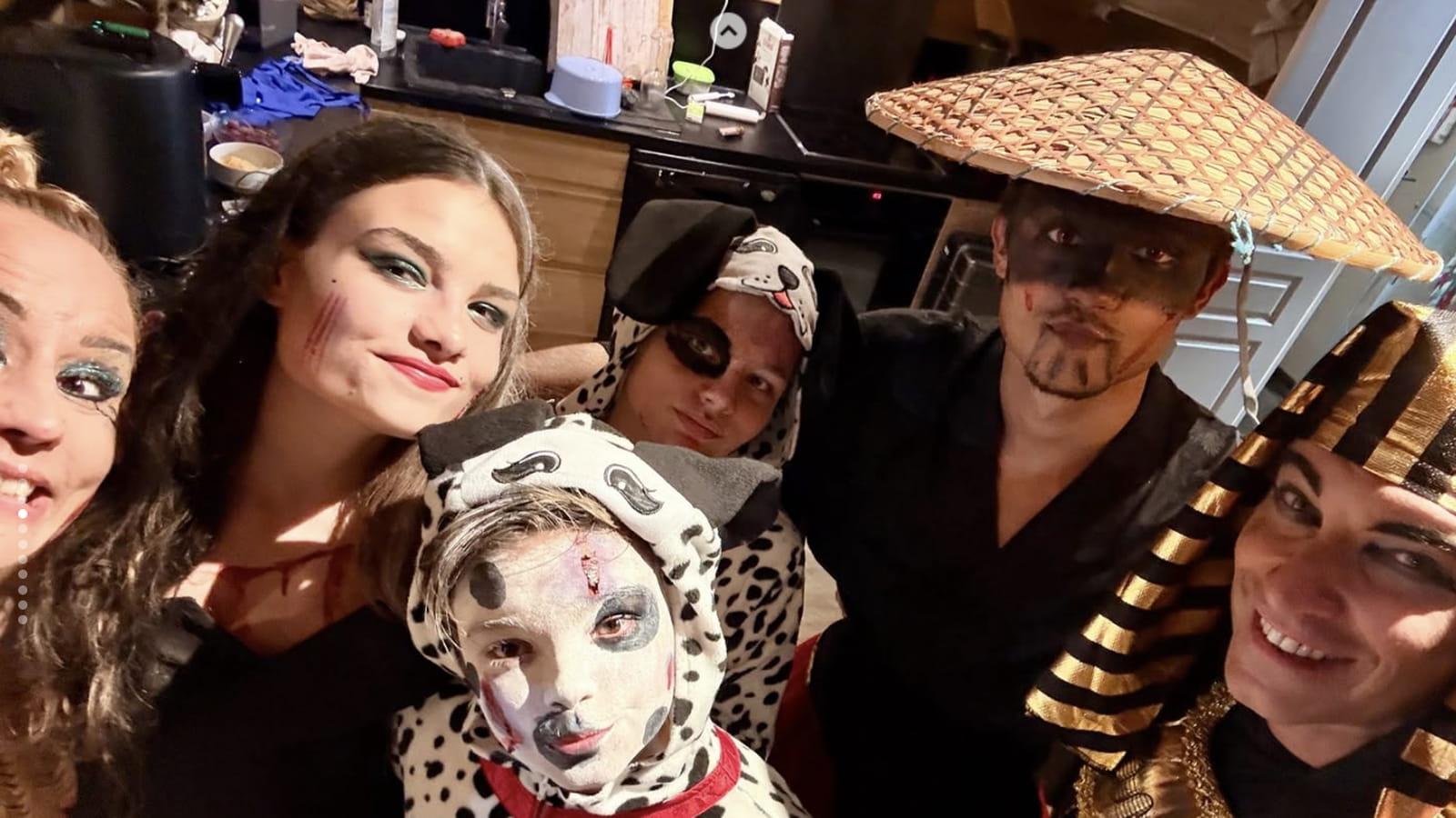 Elodie Gossuin, son mari et leurs enfants