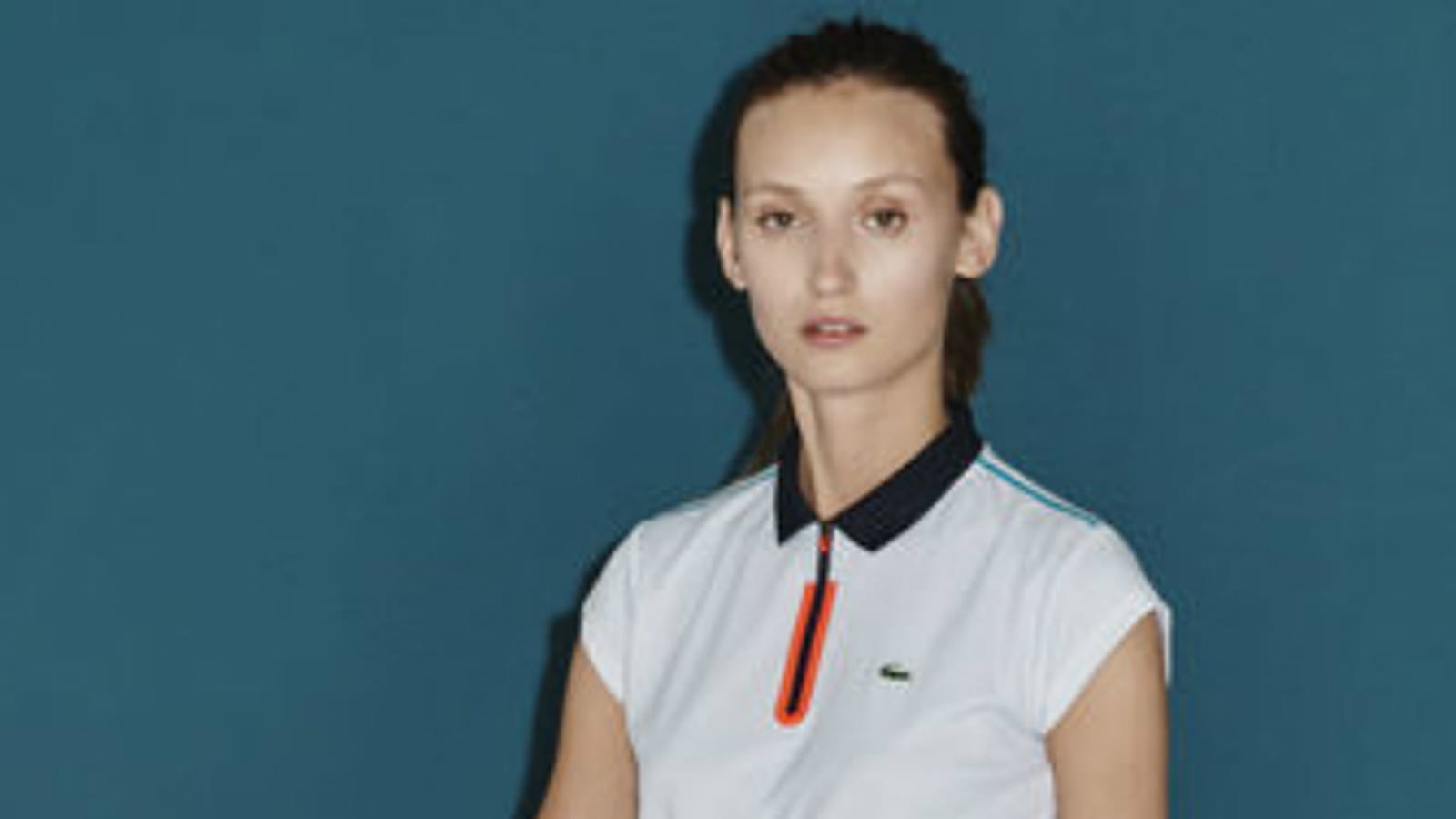 Robe Lacoste