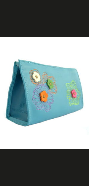 10&nbsp;trousses &agrave; maquillage&nbsp;: brod&eacute;e