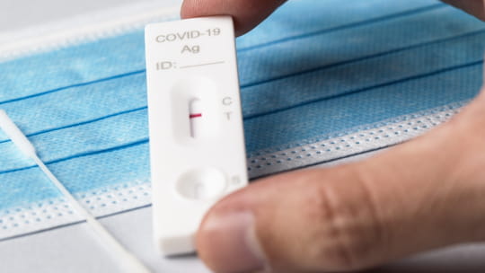 Test Covid 2025 : pharmacie, prix, remboursement, positif, que faire ?