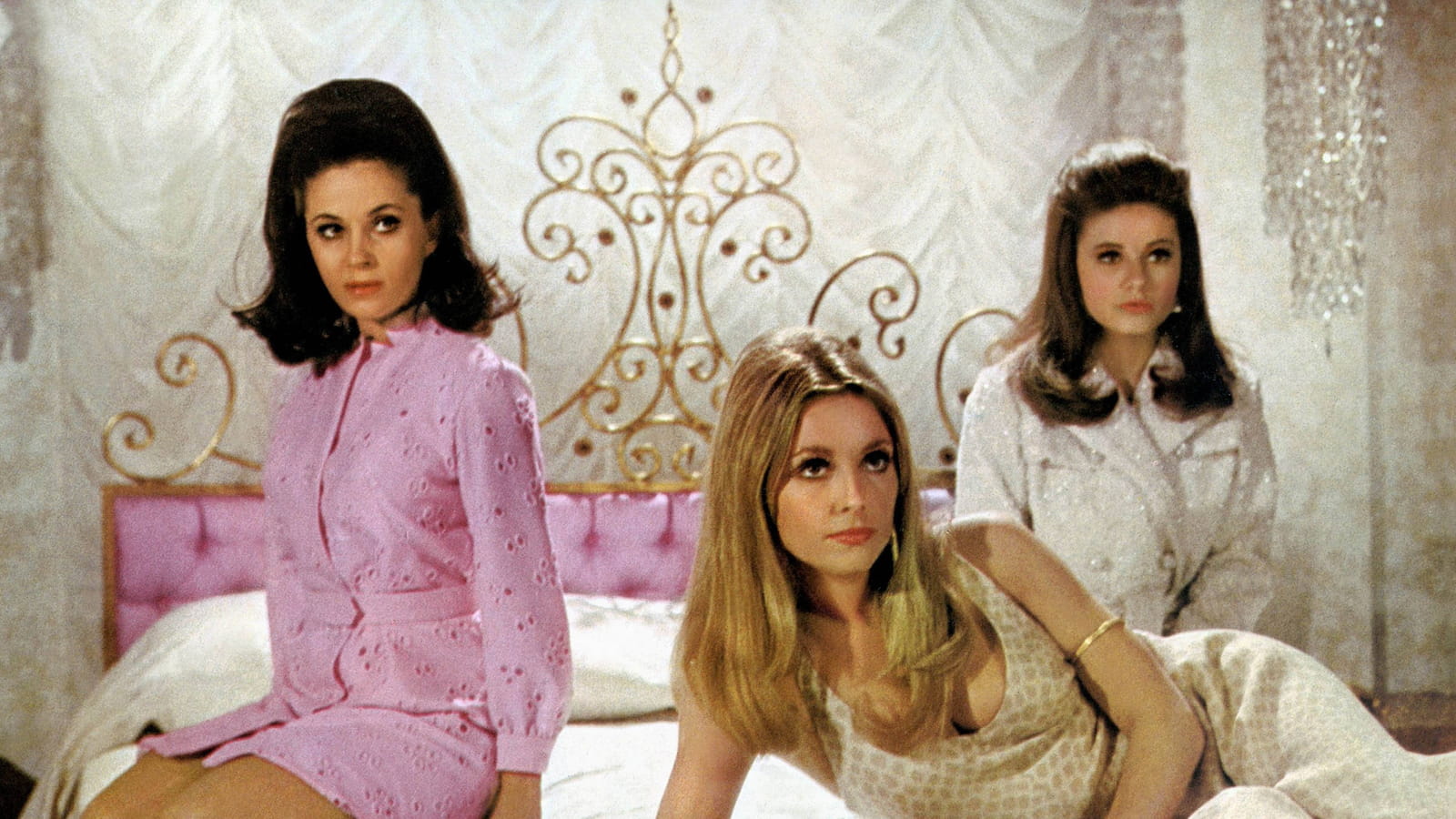 Barbara Parkins, Sharon Tate et Patty Duke