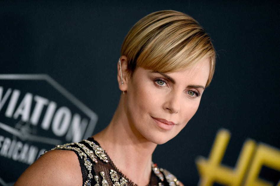 Flop&nbsp;: Charlize Theron et sa coiffure raplapla