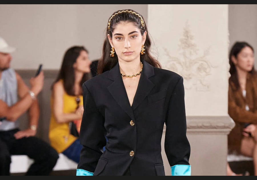 Le serre-t&ecirc;te de Patou