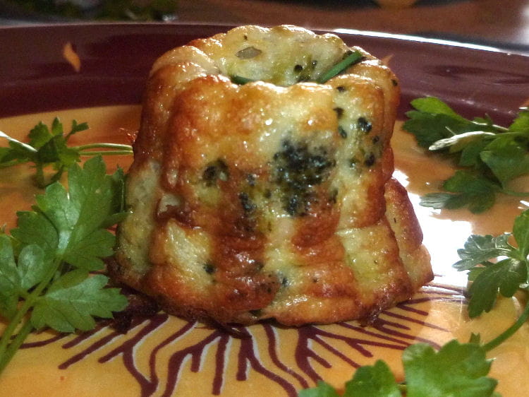 Recette Petits soufflés de brocolis au chèvre (Entrée chaude)