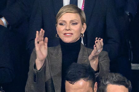 Charlene-de-Monaco-manucure-noire