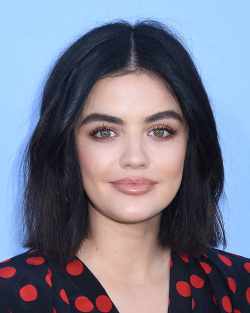 Top&nbsp;: Lucy Hale et son maquillage nude