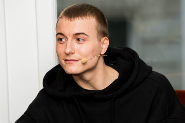 Alain Philippe l'ancien élève chez Vêtement