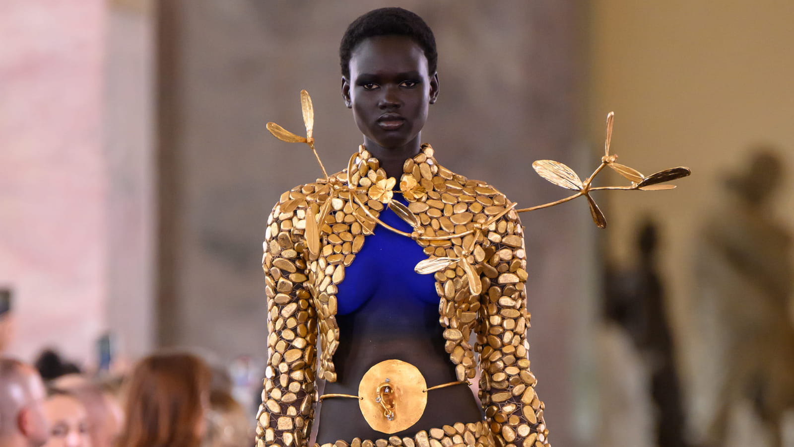 Look 23