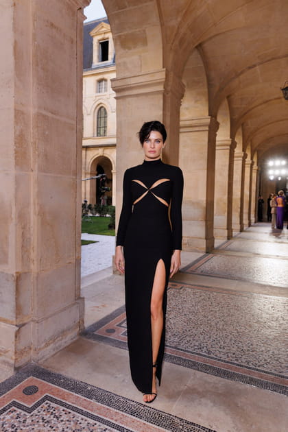 Isabeli Fontana au d&eacute;fil&eacute; M&ocirc;not