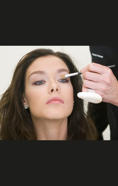 Etape 5&nbsp;: Apporter de la lumi&egrave;re aux paupi&egrave;res