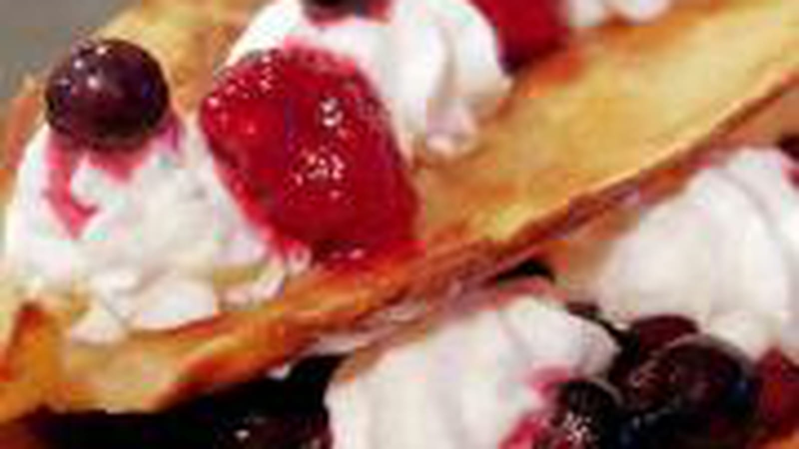 Farz pitilig fruits rouges et chantilly