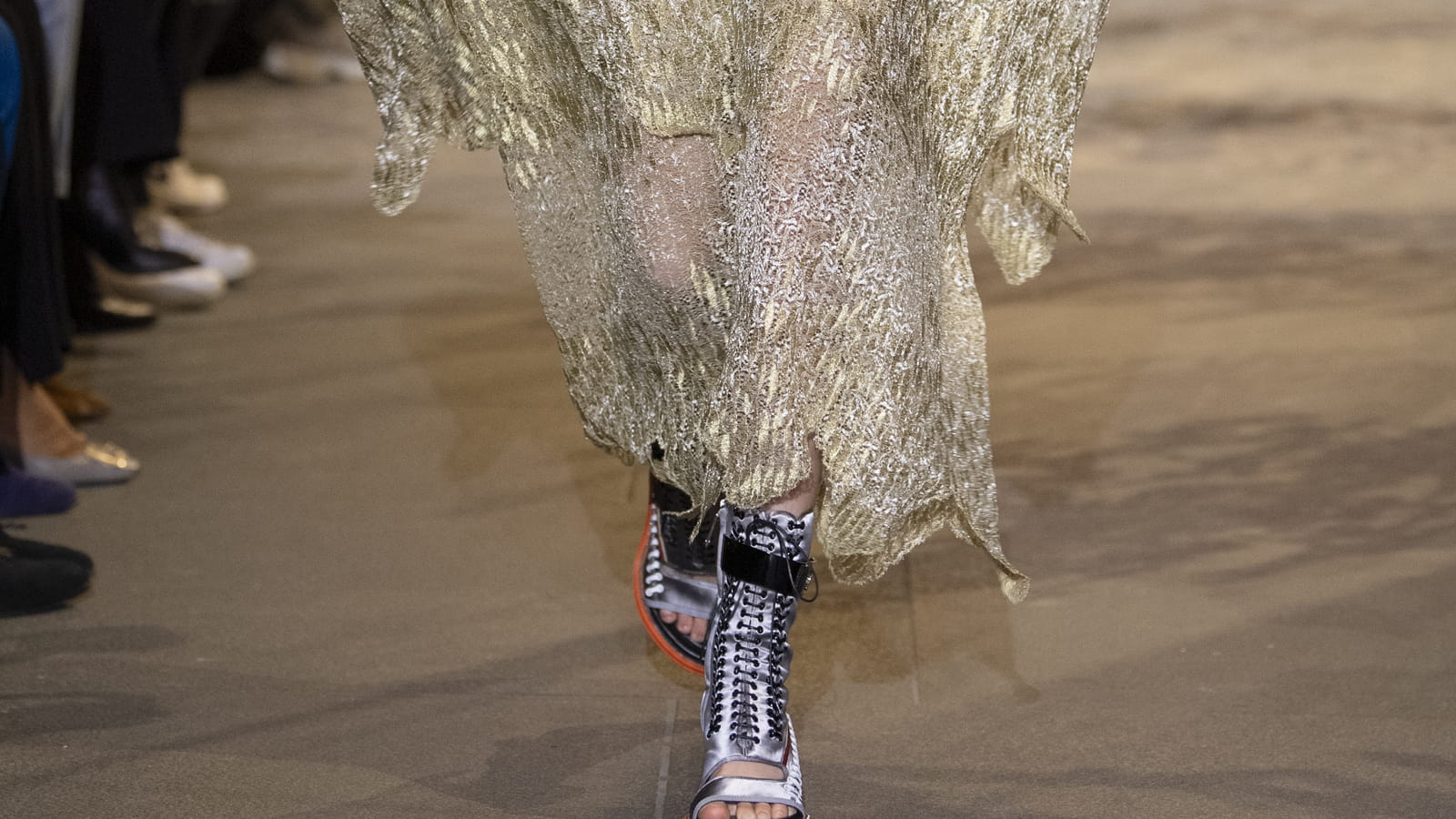 Look 2