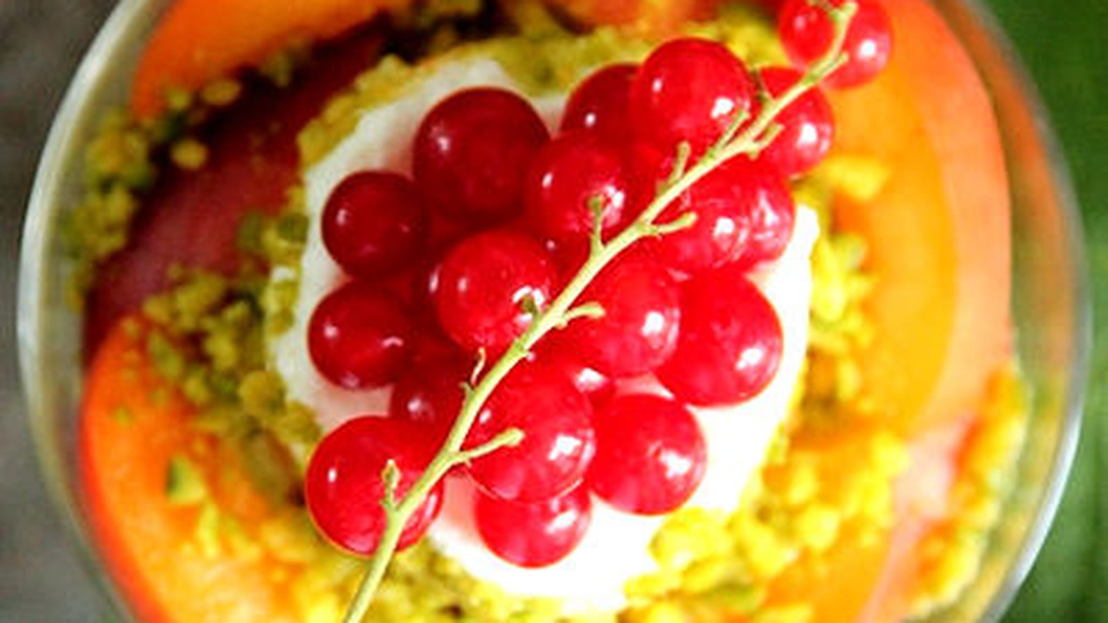 Yaourt aux abricots et nectarines
