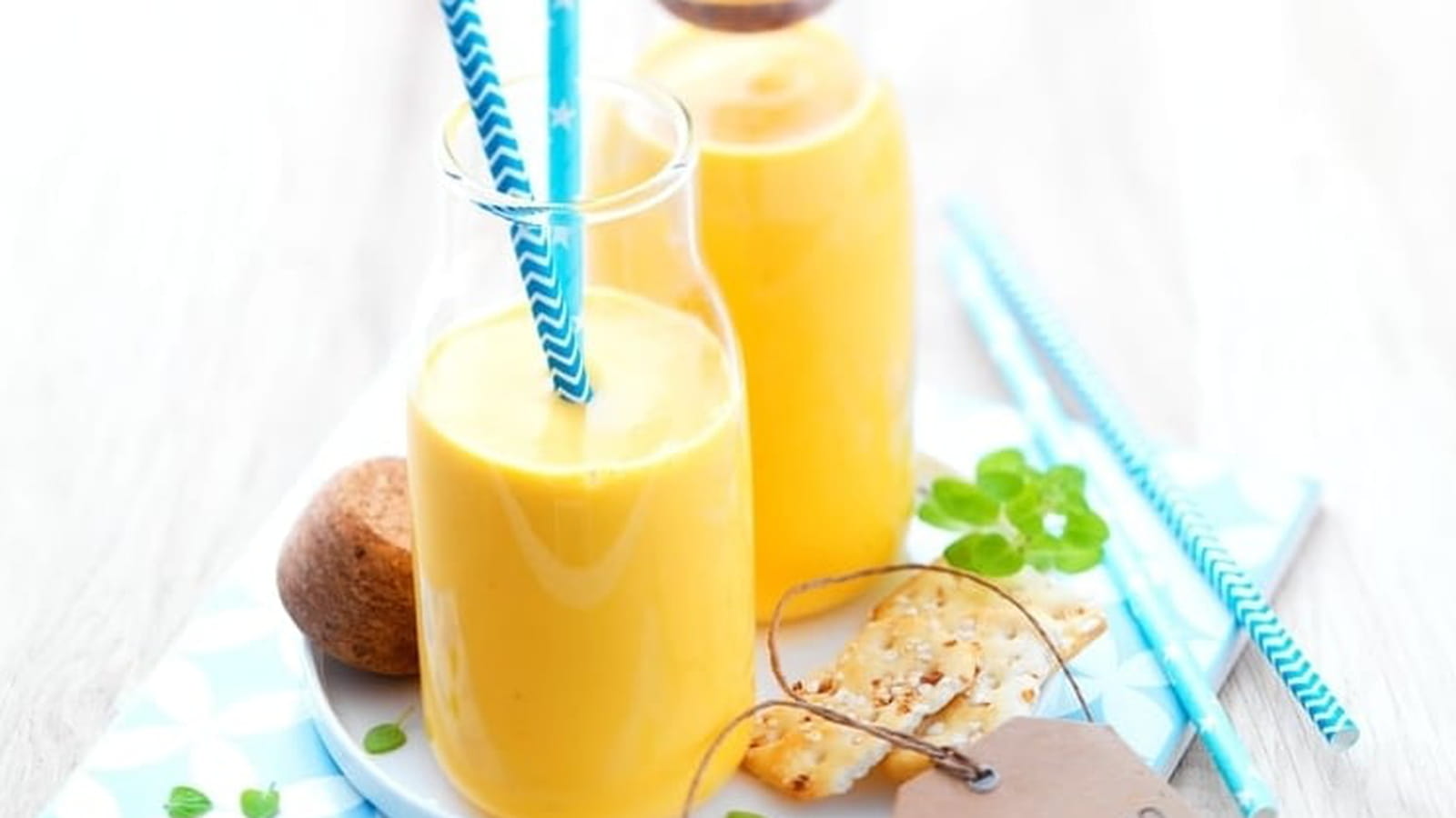Smoothie carotte, pomme et miel