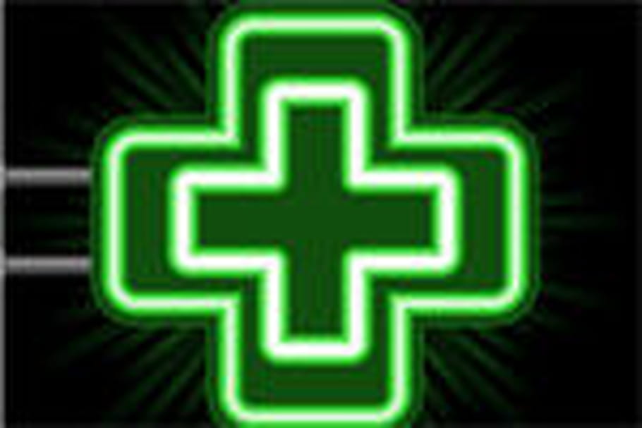 Pharmacies : un quart des officines pourraient fermer en 2011