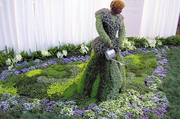 Une jardinière grandeur nature