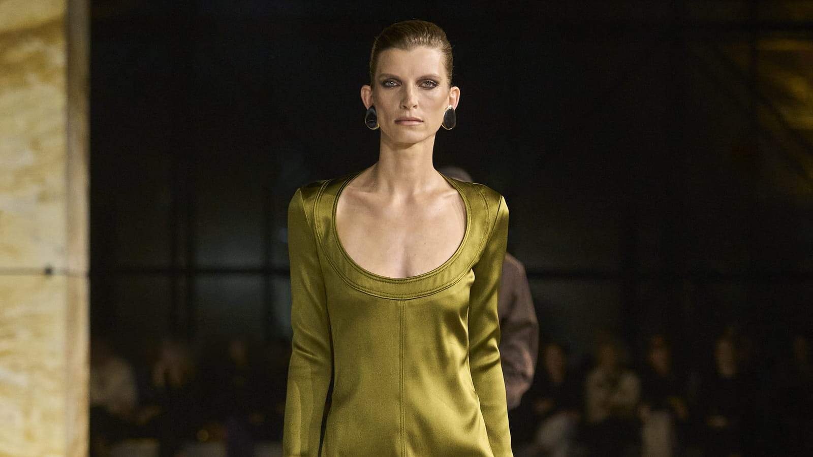 Look 34