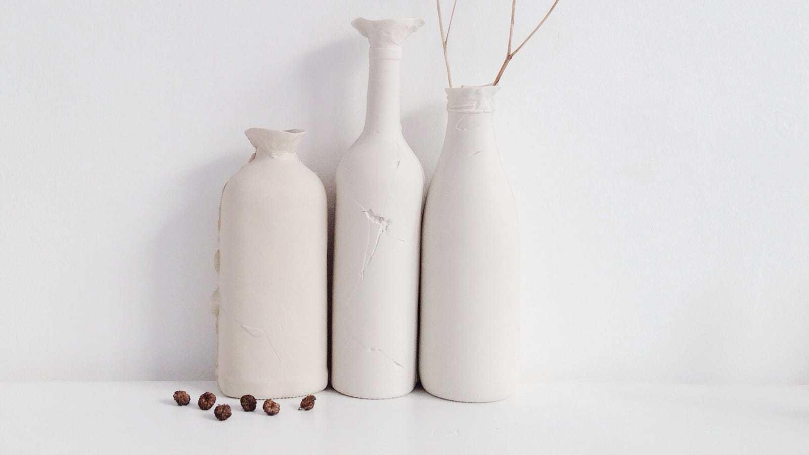  Bouteille en porcelaine