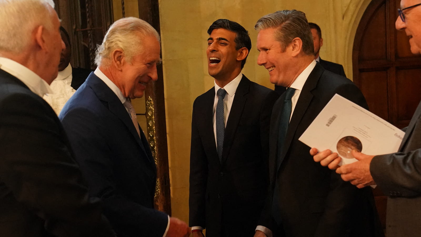Charles III, Rishi Sunak et Keir Starmer