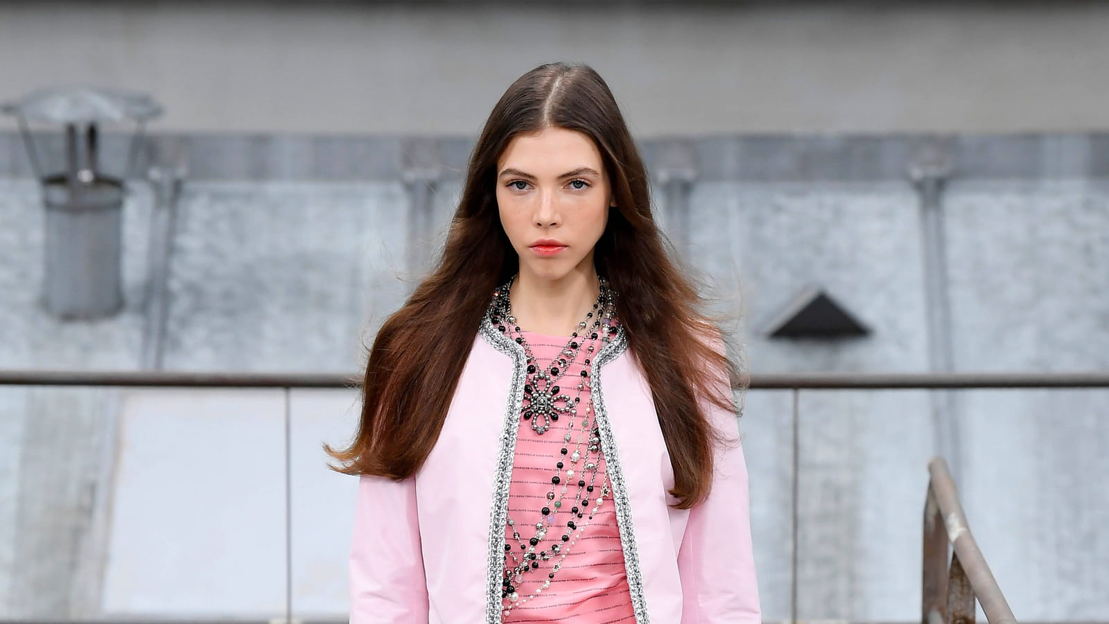 Look 48