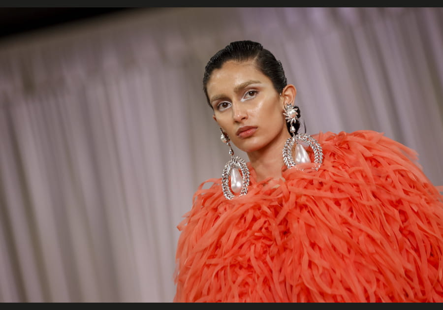 Le coin interne blanc de Giambattista Valli