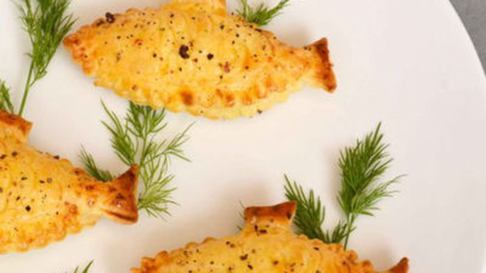 Feuilletés au saumon fumé et fromage frais aux 5 baies