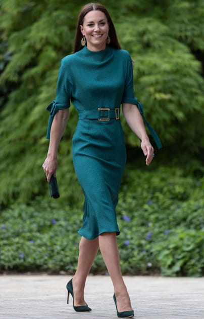 Kate Middleton en robe bleu sarcelle Edeline Lee