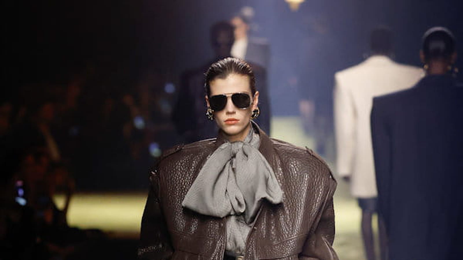 Look 8