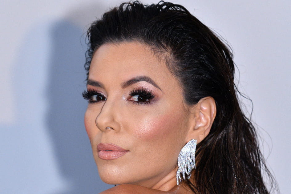 Eva Longoria, fraiche avec son wet-hair look