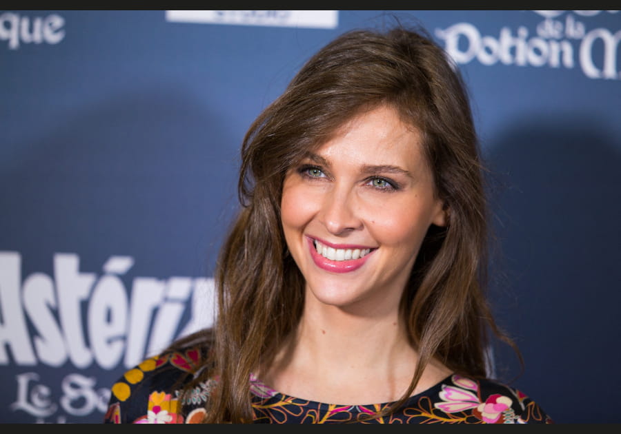 La bouche ros&eacute;e d'Oph&eacute;lie Meunier