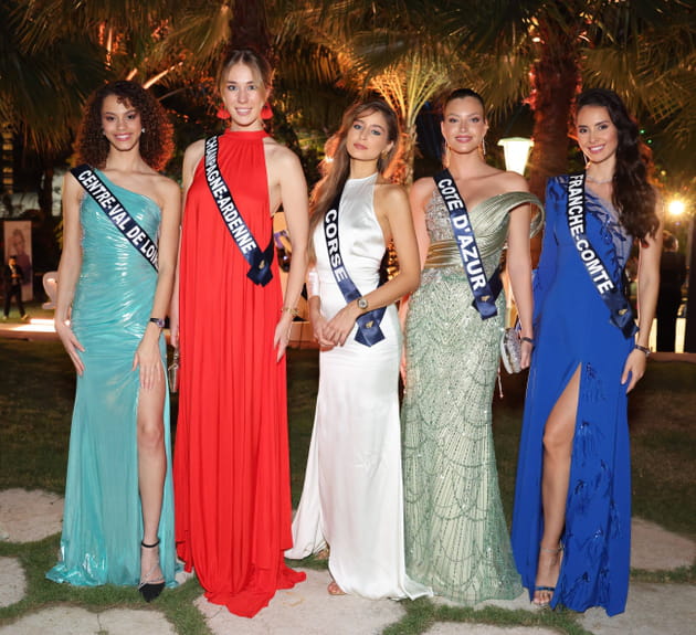 Les Miss posent lors de la soir&eacute;e Festina en C&ocirc;te d'Ivoire