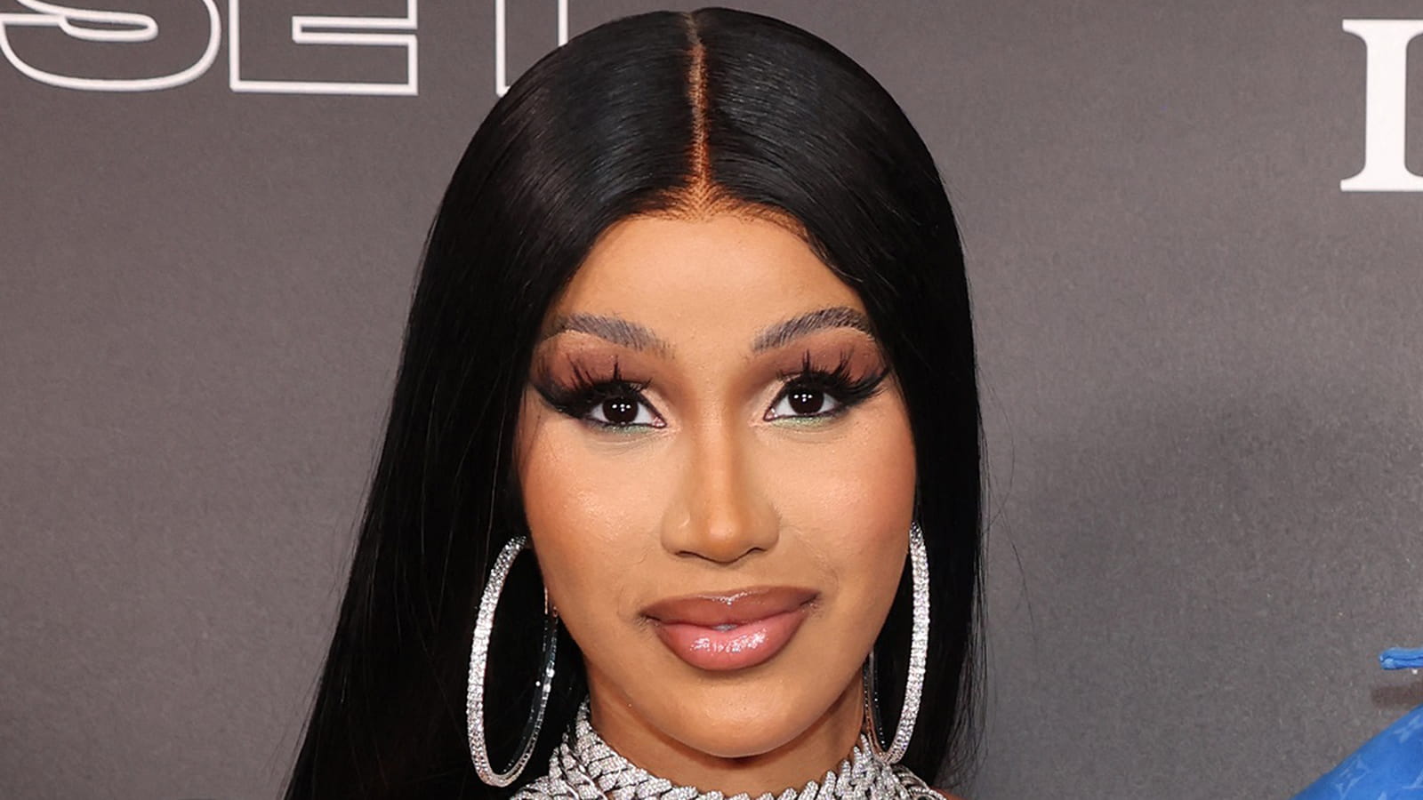 Cardi B sans frange