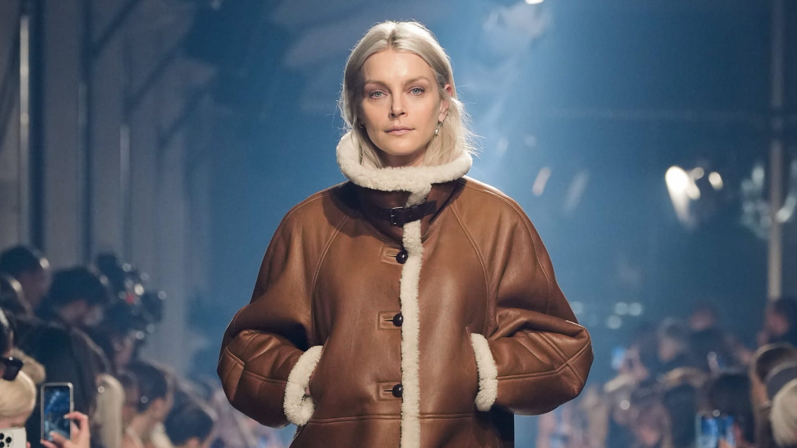 Look 14
