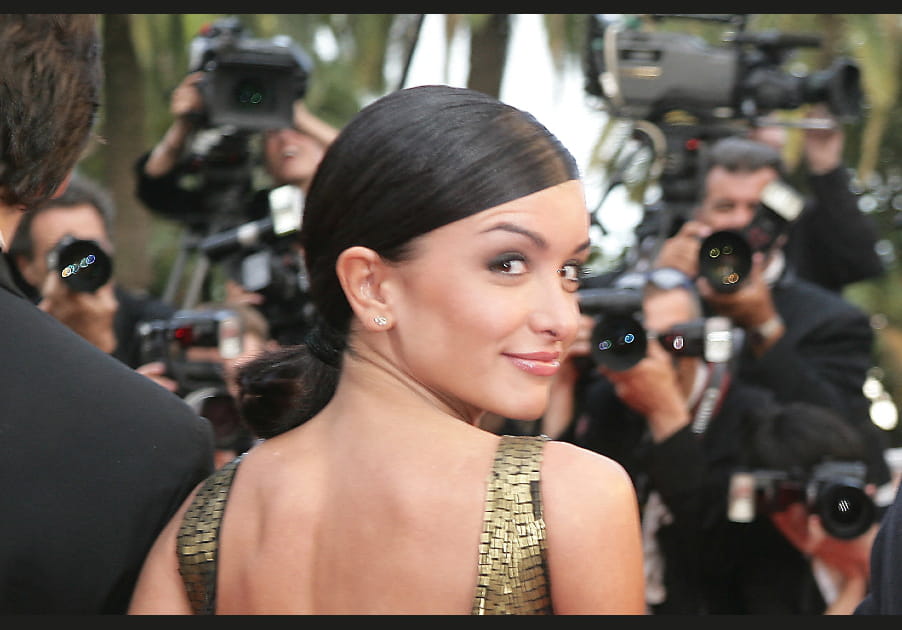 Le chignon plaqu&eacute; de Jenifer