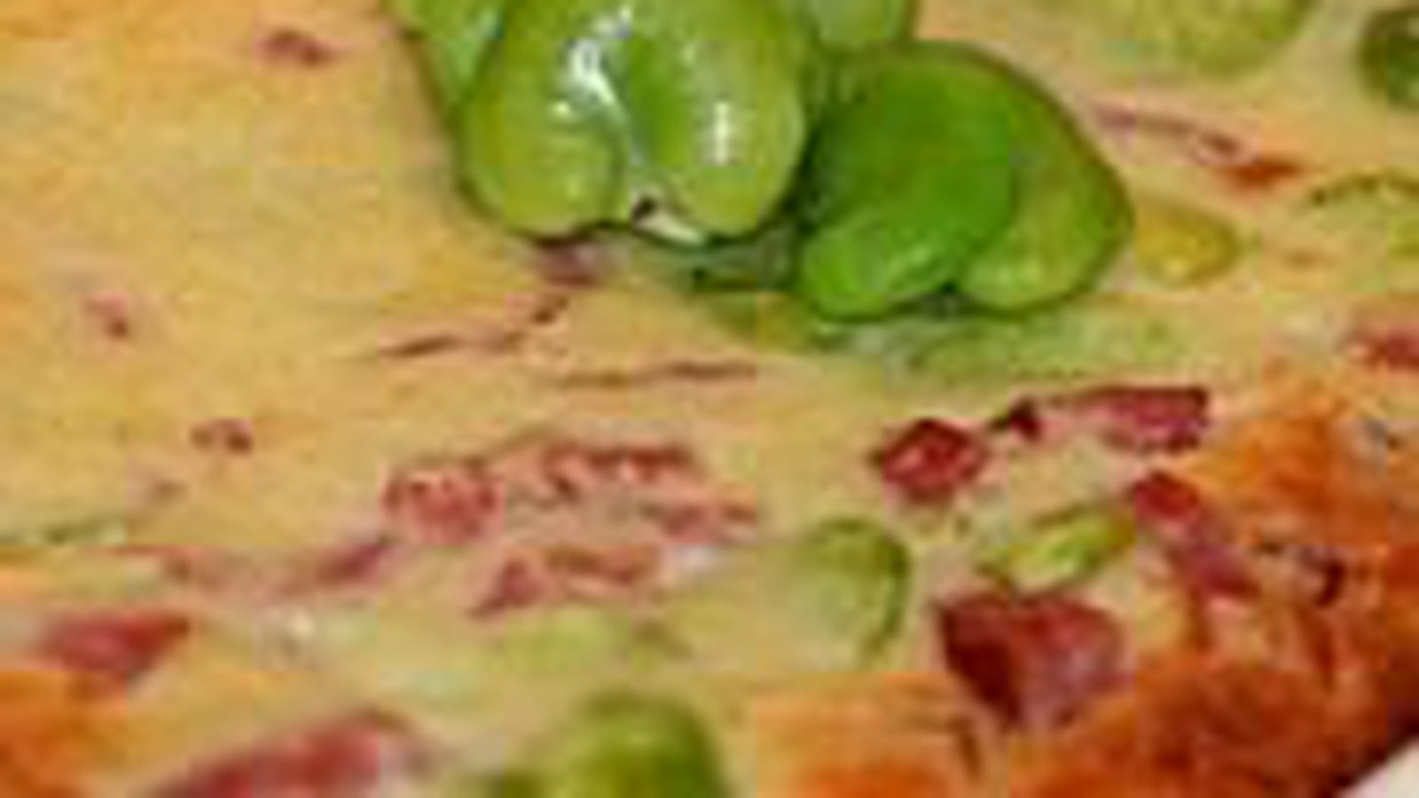 Clafoutis de fèves fraîches au parmesan et au bacon