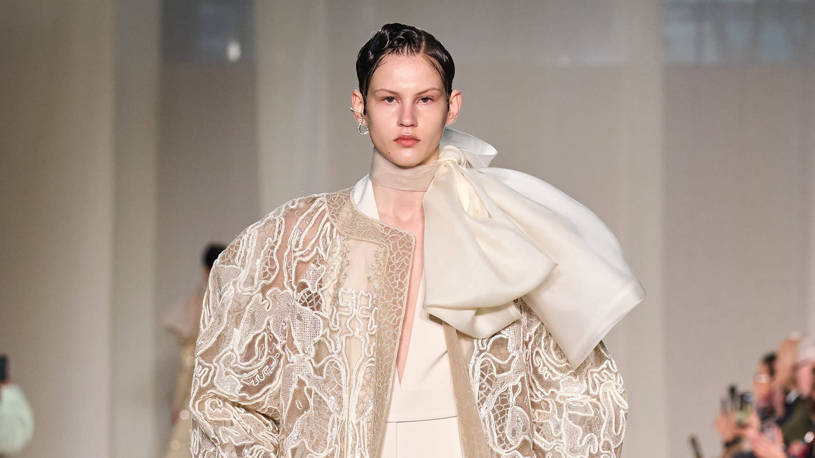 Look 37