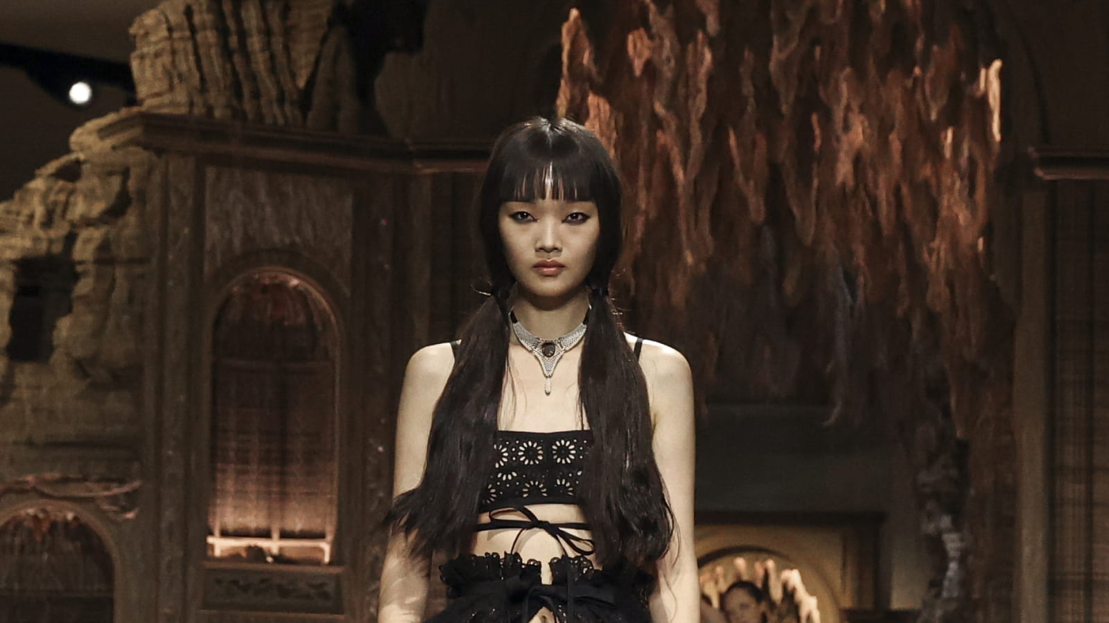 Look 9