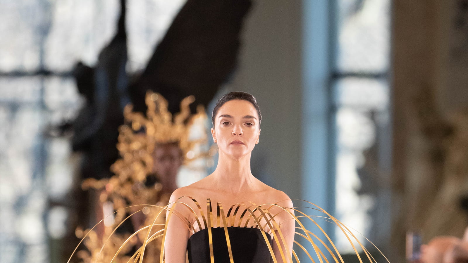Look 28