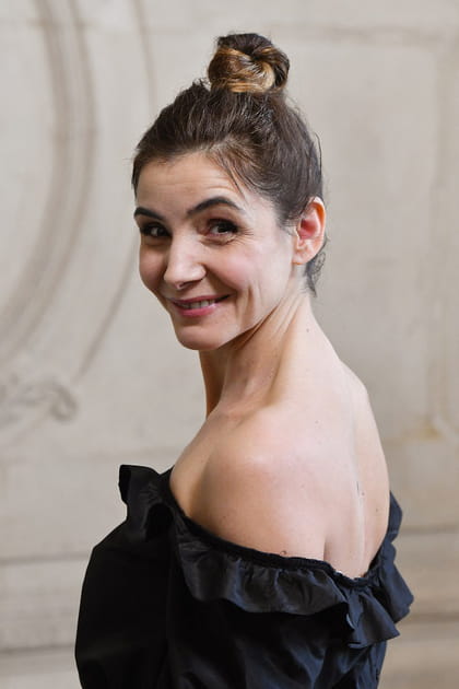 Le chignon m&eacute;ch&eacute; de Clotilde Courau