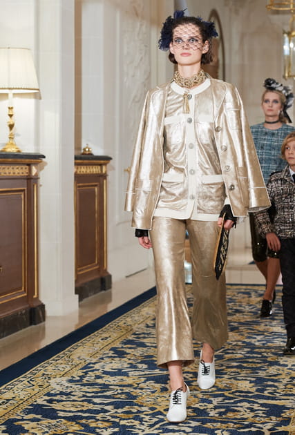 Chanel M&eacute;tiers d'art - Silhouette 28