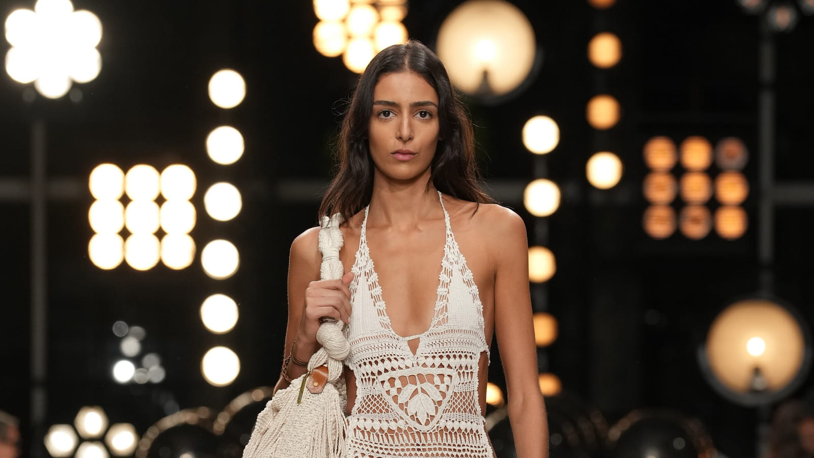 Look 26