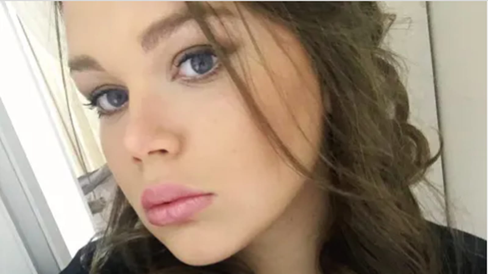 Smoky eyes