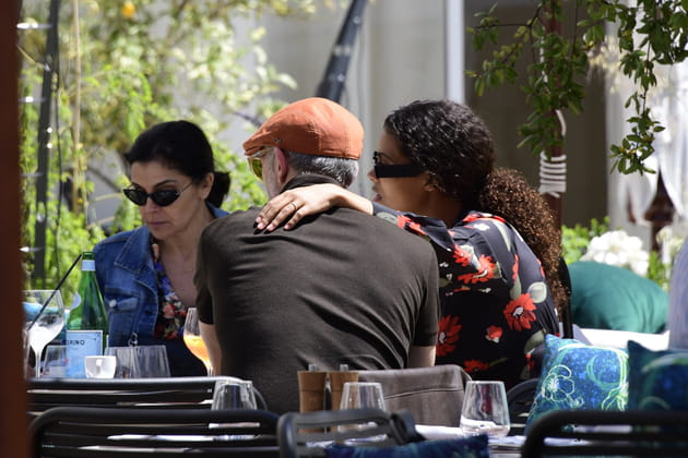 Vincent Cassel et Tina Kunakey&nbsp;: d&eacute;jeuner romantique