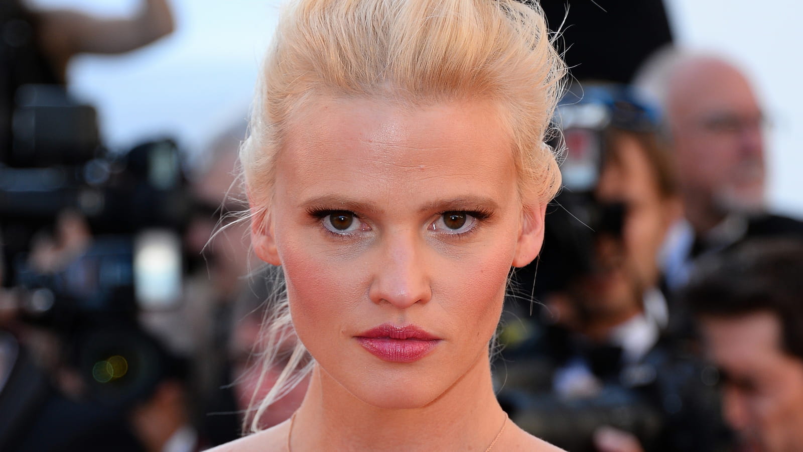 Lara Stone