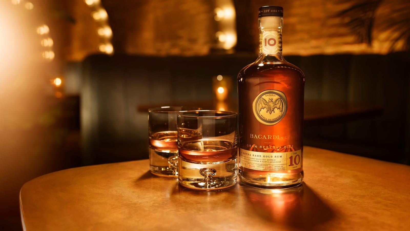 Une bouteille Bacardí Gran Reserva Diez