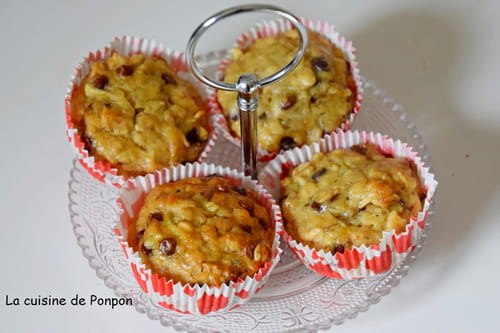 Muffins aux flocons d'avoine, banane, pomme et pépites de chocolat