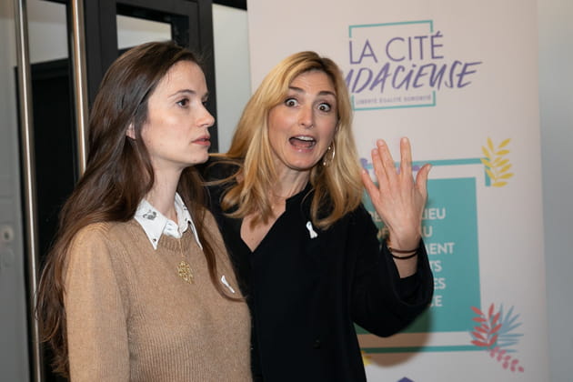 Céline Dion pailletée, Laury Thilleman méconnaissable... [PHOTOS]