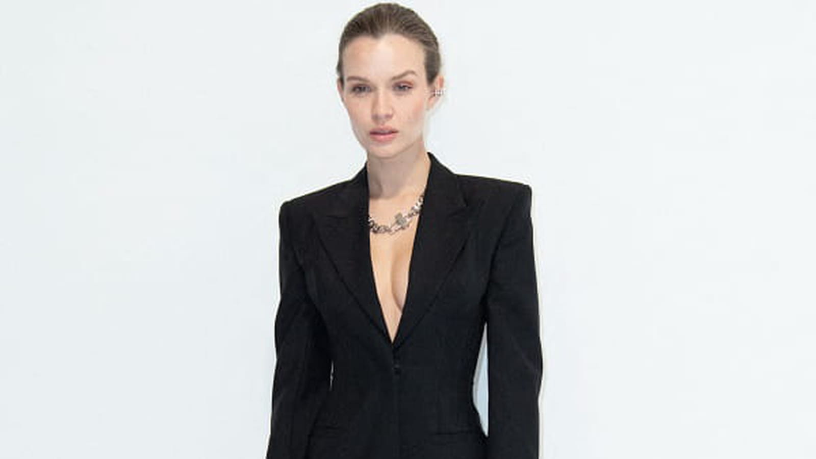 Josephine Skriver le 2 mars 2023