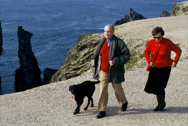 Mitterrand, sa femme et leur boule de poils à Belle Ile